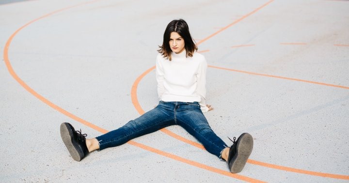 6 Types Of Boundaries You Deserve To Have (And How To Maintain Them)